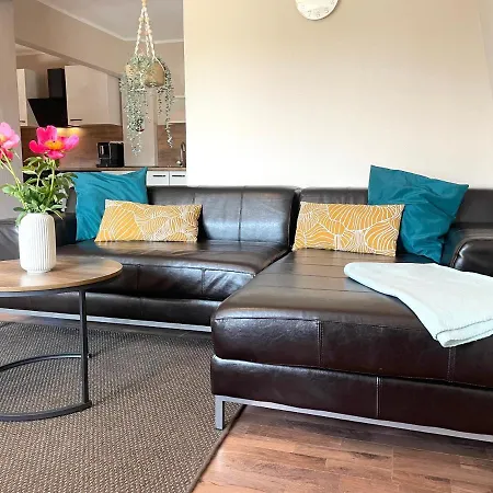 Nige Ooge 6 Apartment
